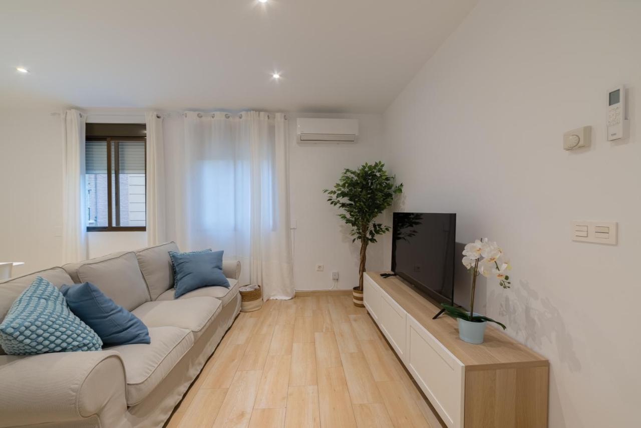Trendyhomes Granada - Moderno Apartamento A 15 Minutos Del Centro Bagian luar foto